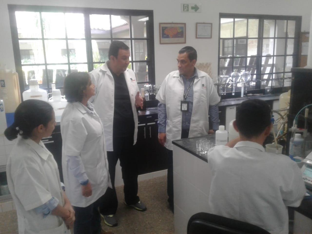 Foto Toxicologos en el Zamorano