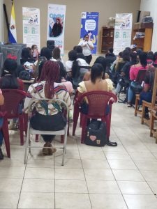 En Santa Cruz de Yojoa se instala MAIE Móvil que capacitó a unas 200 mujeres líderes para frenar violencia doméstica