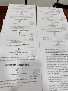 Fiscalía Local de Yoro reporta la sentencia condenatoria contra ocho hombres por cometer delitos de abuso sexual