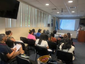 Universitarios visitan Centro de Ciencias Forenses del Ministerio Público