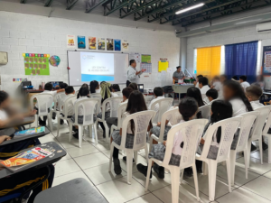 Fiscalía de Copán imparte charlas para prevenir el acoso escolar en centros educativos